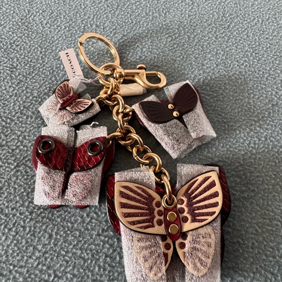 NWT Coach Butterfly Keychain - Red and Gold - Picture 6 of 7